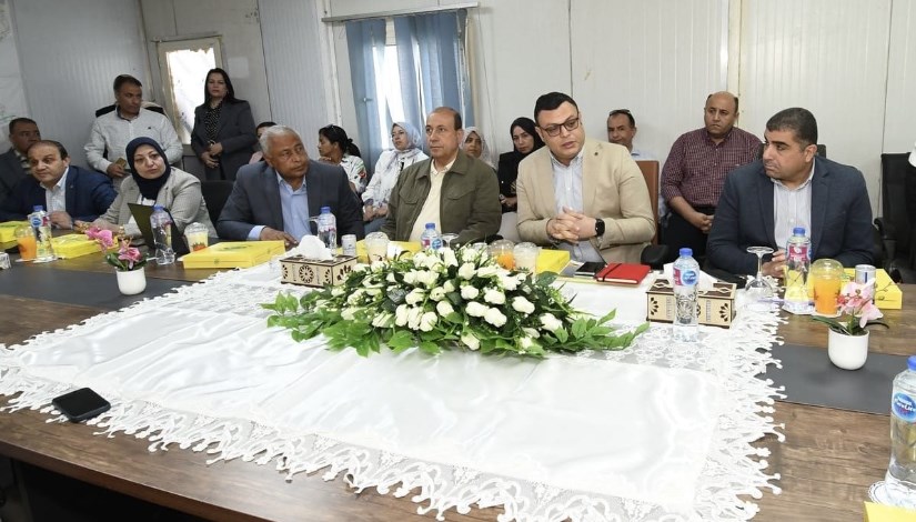 جانب من الاجتماع جانب من الاجتماع