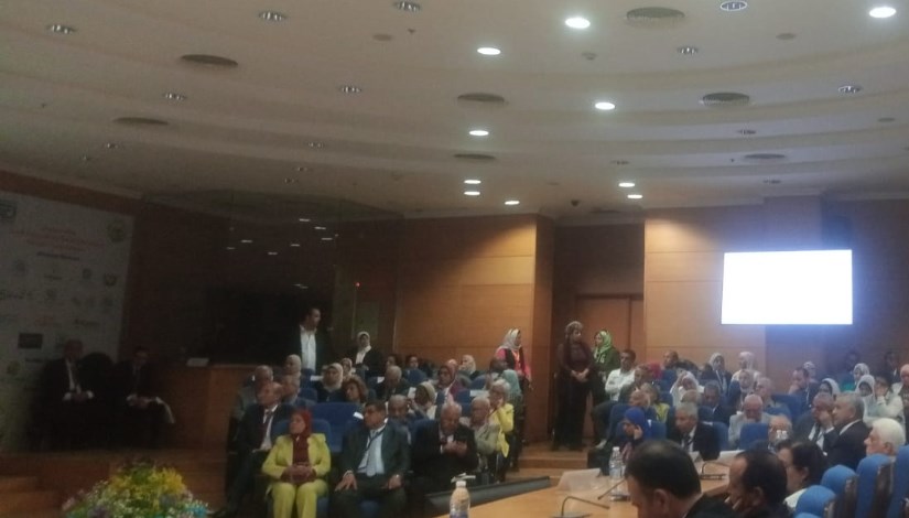 جانب من المؤتمر جانب من المؤتمر