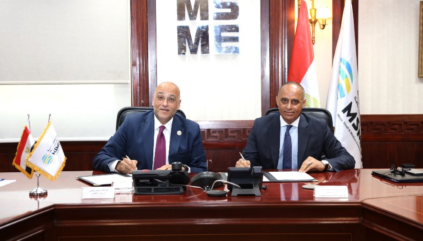 جانب من التوقيع جانب من التوقيع