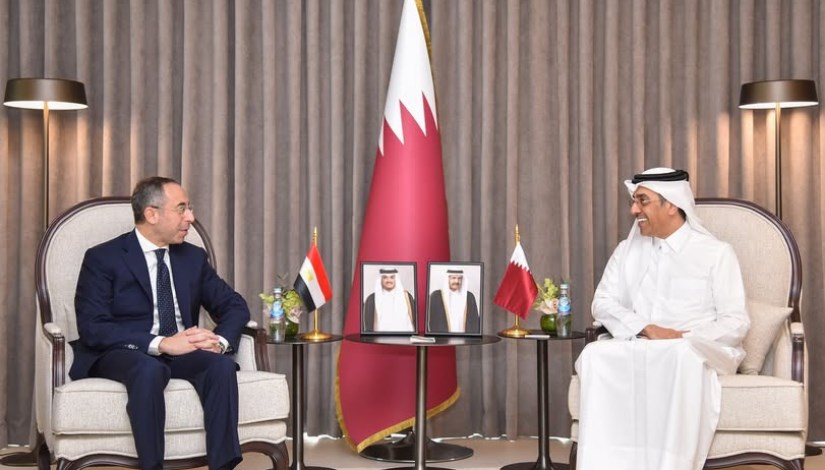 سفير مصر في الدوحة يبحث التعاون بقطاع العمل مع وزير العمل القطري سفير مصر في الدوحة يبحث التعاون بقطاع العمل مع وزير العمل القطري