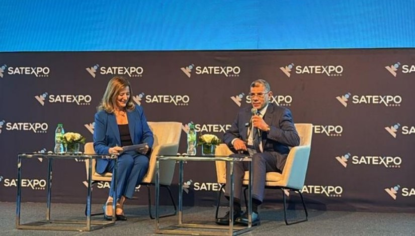 الرئيس التنفيذي لوكالة الفضاء المصرية الرئيس التنفيذي لوكالة الفضاء المصرية