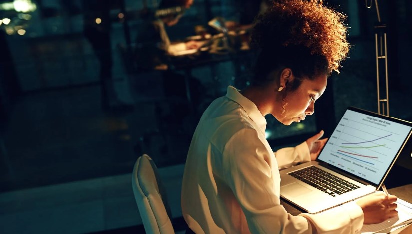 عمل المرأة عمل المرأة