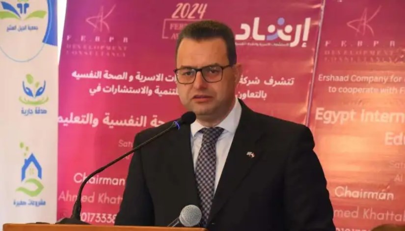 الدكتور أحمد خطاب الدكتور أحمد خطاب