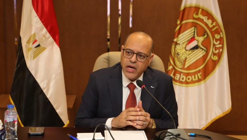 وزير العمل يهنئ الرئيس بمناسبة الاحتفال بعيد العمال وزير العمل يهنئ الرئيس بمناسبة الاحتفال بعيد العمال