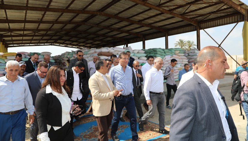 وزير الزراعة ورئيس البنك وزير الزراعة ورئيس البنك