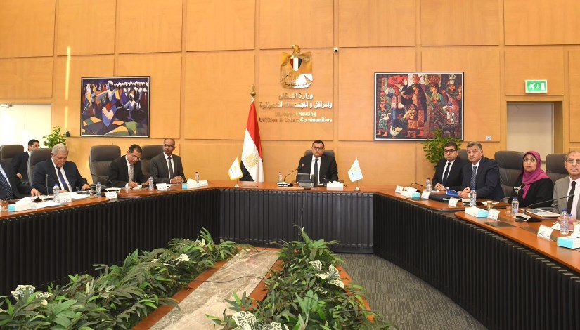 اجتماع وزير الإسكان لمتابعة مشروعات مياه الشرب والصرف الصحي بالغربية ودمياط اجتماع وزير الإسكان لمتابعة مشروعات مياه الشرب والصرف الصحي بالغربية ودمياط