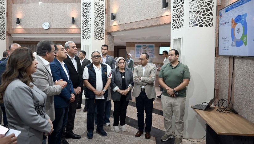 خلال جولة رئيس الوزراء في مستشفيات الغربية خلال جولة رئيس الوزراء في مستشفيات الغربية