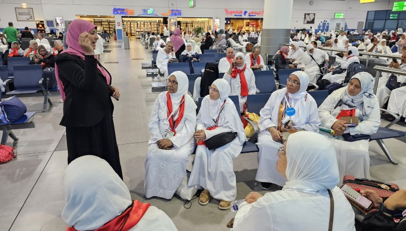 صورة من حجاج الجمعيات الأهلية صورة من حجاج الجمعيات الأهلية