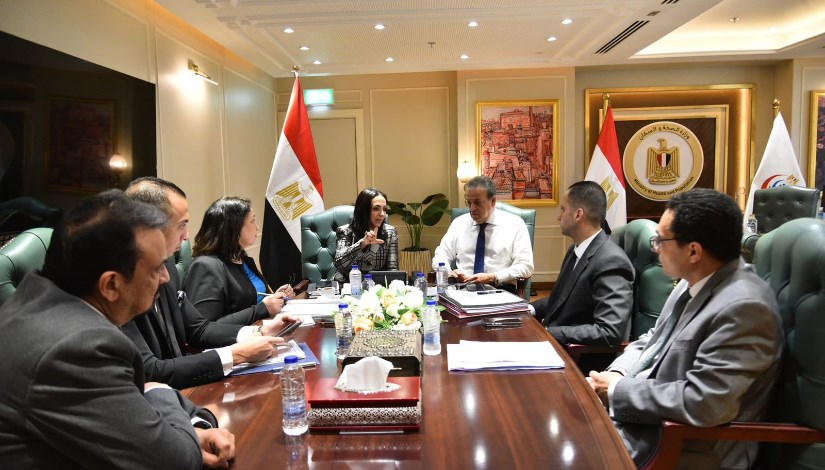 وزير الصحة ووزيرة التضامن وزير الصحة ووزيرة التضامن