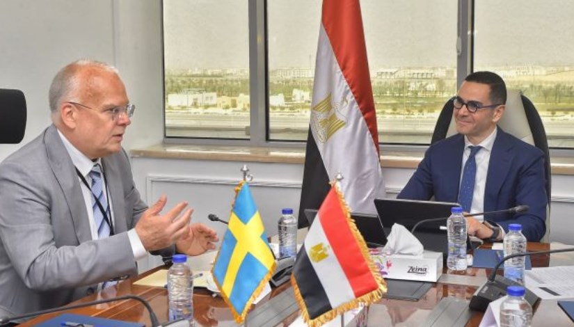 جانب من الاجتماع جانب من الاجتماع