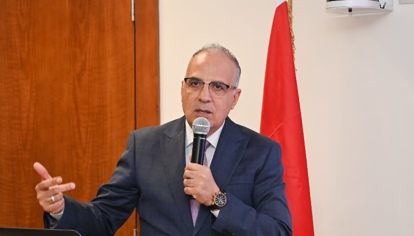 هانى سويلم وزير الموارد المائية والرى هانى سويلم وزير الموارد المائية والرى