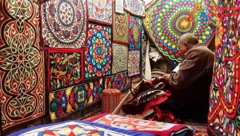 صناعة السجاد والكليم اليدوي صناعة السجاد والكليم اليدوي