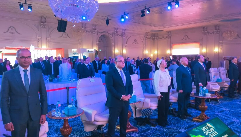 البيئة" تطلق فعاليات منتدى "أفريقيا تنمو خضراء" البيئة" تطلق فعاليات منتدى "أفريقيا تنمو خضراء"