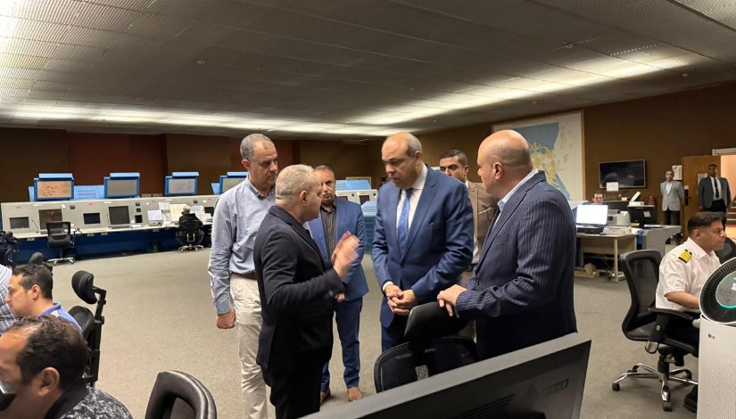 وزير الطيران المدني: تطوير منظومة الملاحة الجوية أولوية وطنية. وزير الطيران المدني: تطوير منظومة الملاحة الجوية أولوية وطنية.