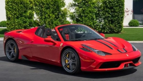 سيارة فيراري 458 سبشيالي أبيرتا 2015 المكشوفة