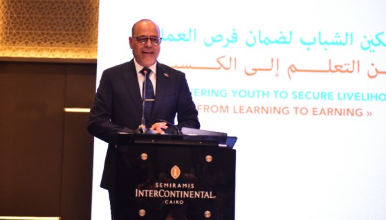 وزير العمل محمد جبران 