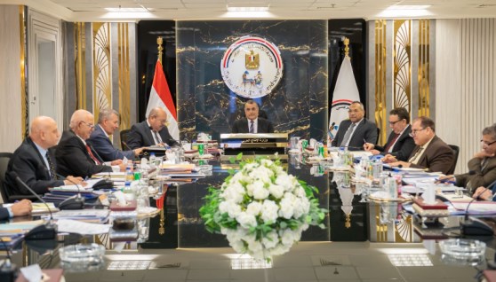 اجتماعات لجنة تقييم واختيار شاغلي وظائف الإدارة العليا بالهيئة القومية للإنتاج الحربي