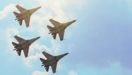 الطائرات العسكرية