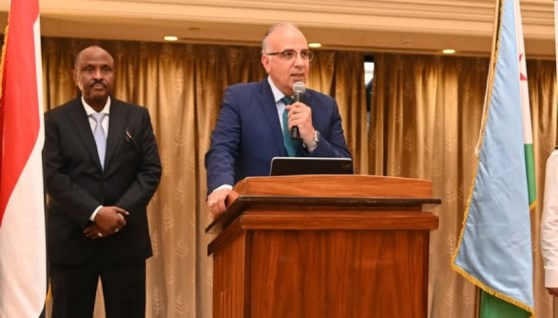  وزير الموارد المائية والري