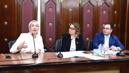 وزيرة البيئة خلال اجتماع لجنة الطاقة بمجلس النواب