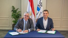 عقد مشروع جديد لإقامة مصنع متخصص في صناعة الغزل 