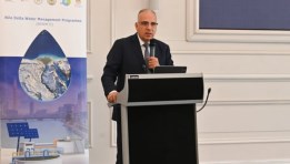  وزير الموارد المائية