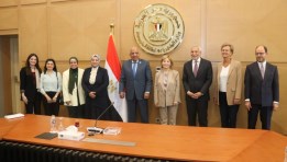وزير الكهرباء محمود عصمت