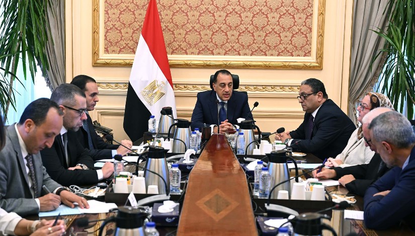 أعضاء اللجنة الاستشارية للاقتصاد الكلي أعضاء اللجنة الاستشارية للاقتصاد الكلي