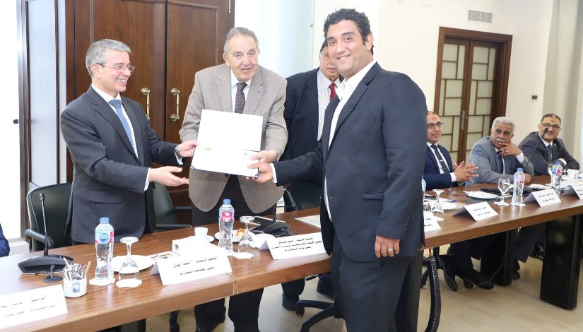 حفل تخريج الدفعة الأولى من المستخلصين الجمركيين حفل تخريج الدفعة الأولى من المستخلصين الجمركيين