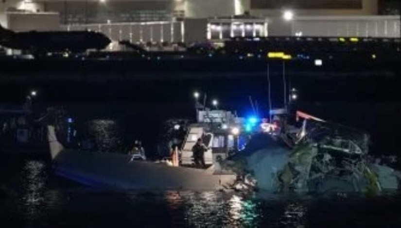 تحطم طائرة على متنها نحو 20 شخصا في ولاية تينيسي الأمريكية تحطم طائرة على متنها نحو 20 شخصا في ولاية تينيسي الأمريكية