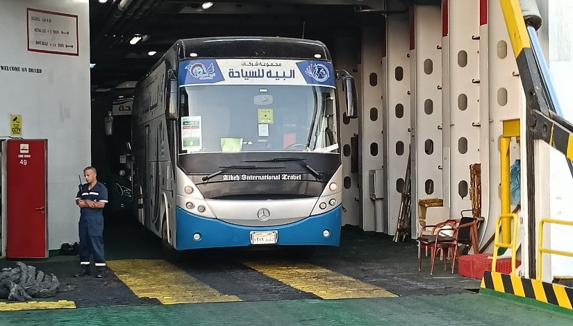 إنهاء ترتيبات عودة حجاج الحج السياحي إنهاء ترتيبات عودة حجاج الحج السياحي