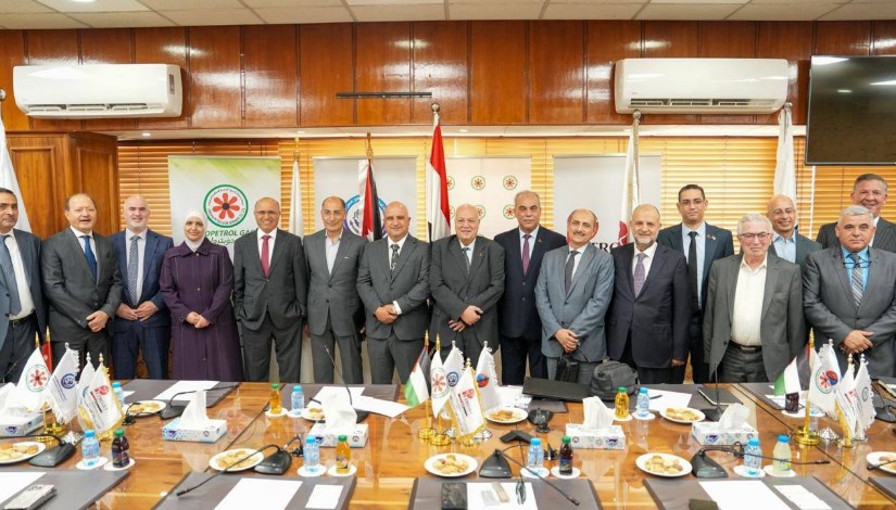 جانب من الاجتماع جانب من الاجتماع