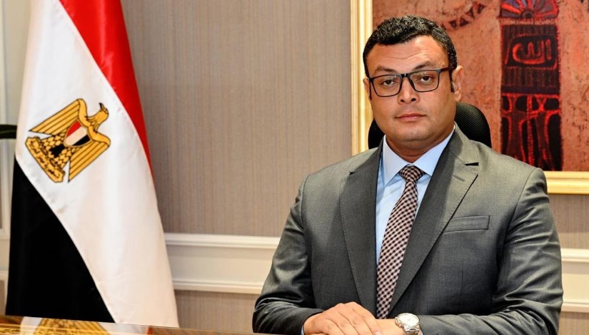 وزير الإسكان وزير الإسكان