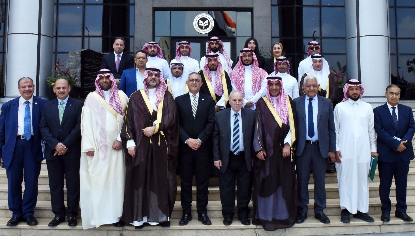جانب من اللقاء جانب من اللقاء