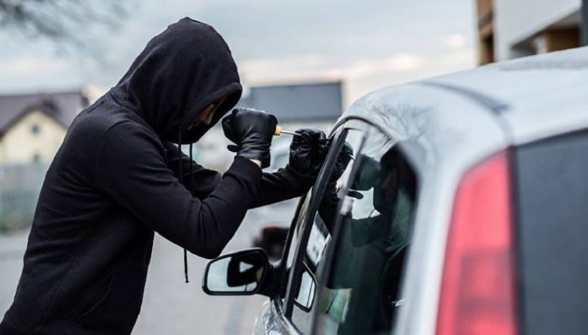 سرقة السيارات - صورة أرشيفية سرقة السيارات - صورة أرشيفية