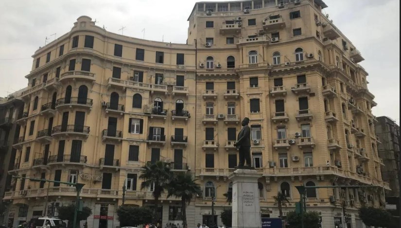 مبنى قديم في القاهرة مبنى قديم في القاهرة