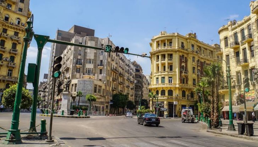 مبنى سكني قديم في القاهرة مبنى سكني قديم في القاهرة