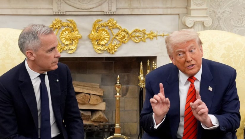الرئيس الأمريكي دونالد ترامب يستقبل رئيس الوزراء الكندي مارك كارني بالمكتب البيضاوي الرئيس الأمريكي دونالد ترامب يستقبل رئيس الوزراء الكندي مارك كارني بالمكتب البيضاوي