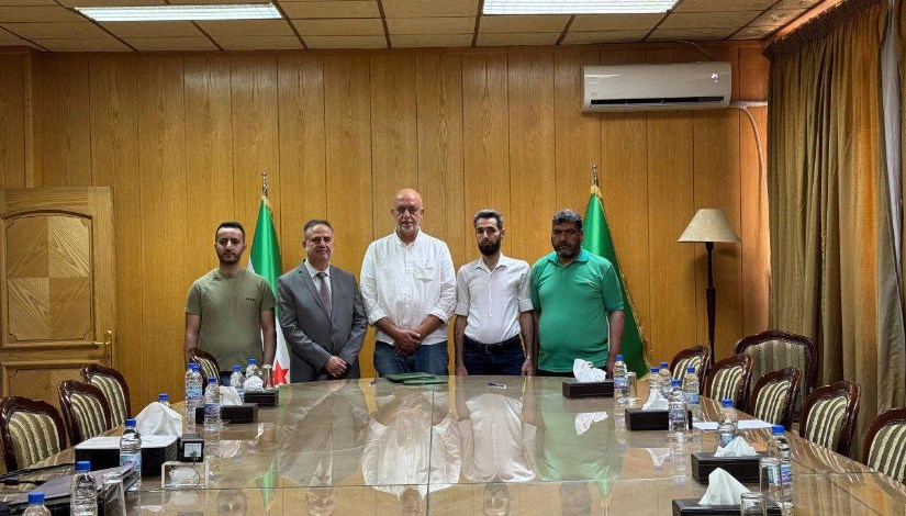 من مراسم توقيع مذكرة تنفيذ محطتين للطاقة الشمسية من مراسم توقيع مذكرة تنفيذ محطتين للطاقة الشمسية