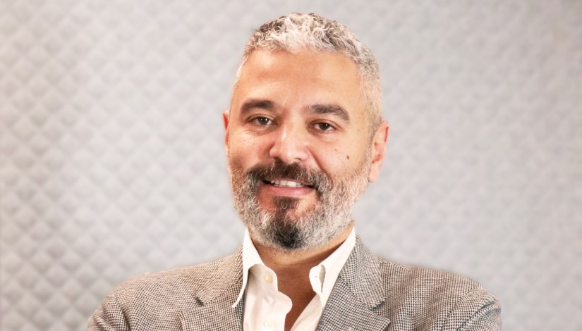جيه إل إل: السعودية والإمارات جيه إل إل: السعودية والإمارات