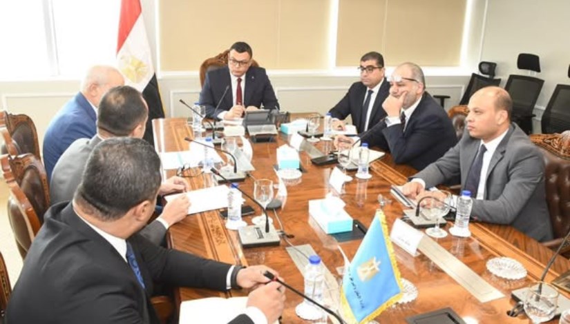 وزير الإسكان وزير الإسكان