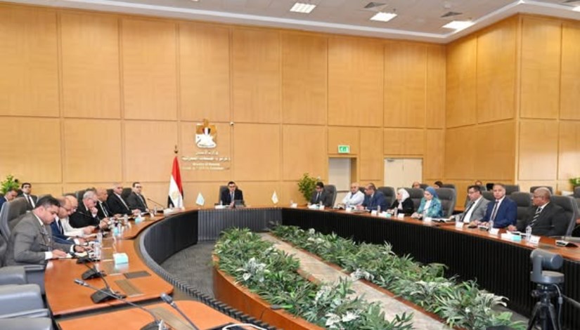 وزير الإسكان وزير الإسكان