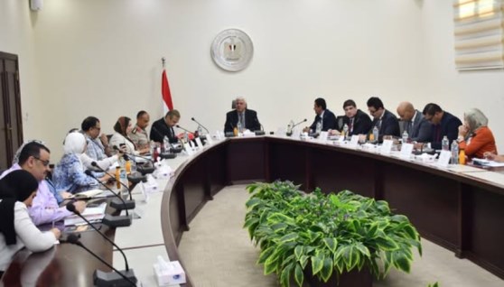 اجتماع وزير التعليم العالي أيمن عاشور