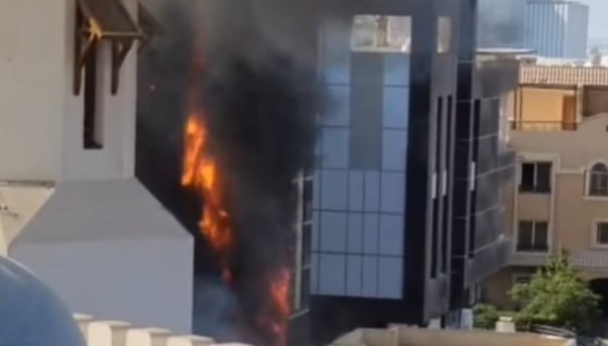  حريق داخل مبنى دبي مول المرحلة الثانية