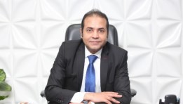 إيهاب سعيد رئيس شعبة الاتصالات والتكنولوجيا المالية 