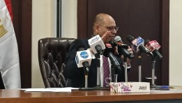 وزير العمل خلال المؤتمر