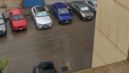 سقوط أمطار