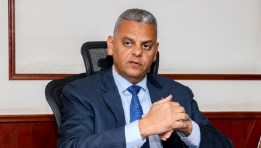 علاء الزهيري رئيس اتحاد شركات التأمين