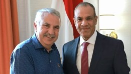 وزير الخارجية مع الكاتب الأمريكي توماس فريدمان