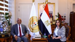 جانب من لقاء وزيرة التنمية المحلية ووكيل لجنة الإدارة المحلية بمجلس النواب 